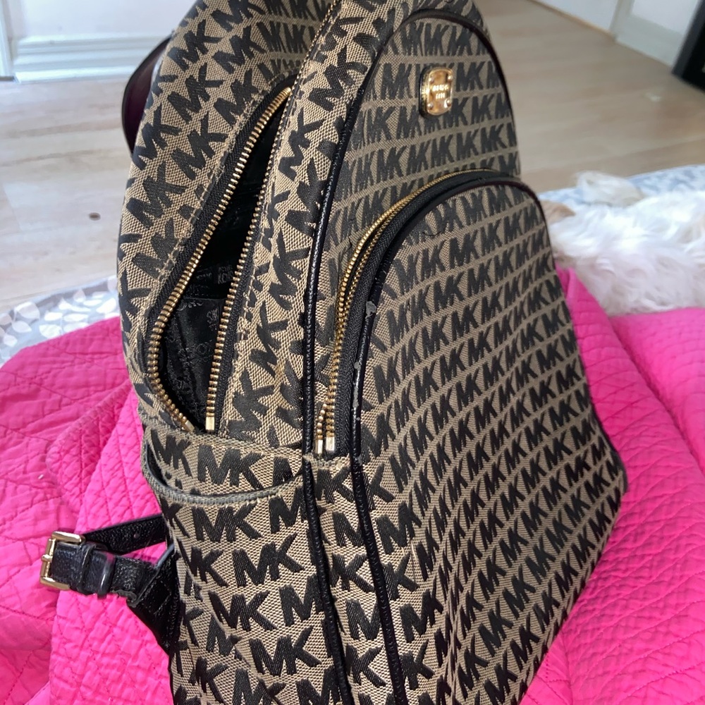 Michael Kors book bag - Picture 3 of 8